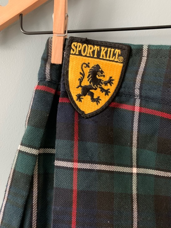 Kids Plaid Tartan Kilt in Green and Navy - Picture 2 of 6